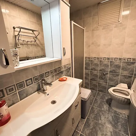 Apartment Cleopatra Damlatash